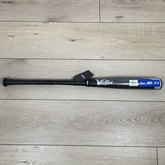 Victus NOX BBCOR 33/30 HOT BAT New in Wrapper